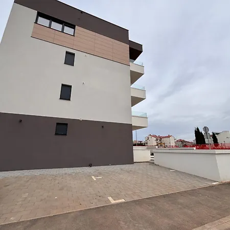 Karmen Luxury Borik Apartament *
